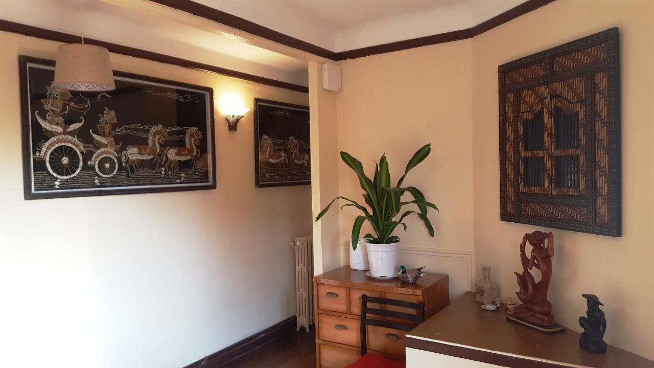 La Rochette  Apakabar Homestay - Proche Gare Melun, Parking Prive, Netflix المظهر الخارجي الصورة
